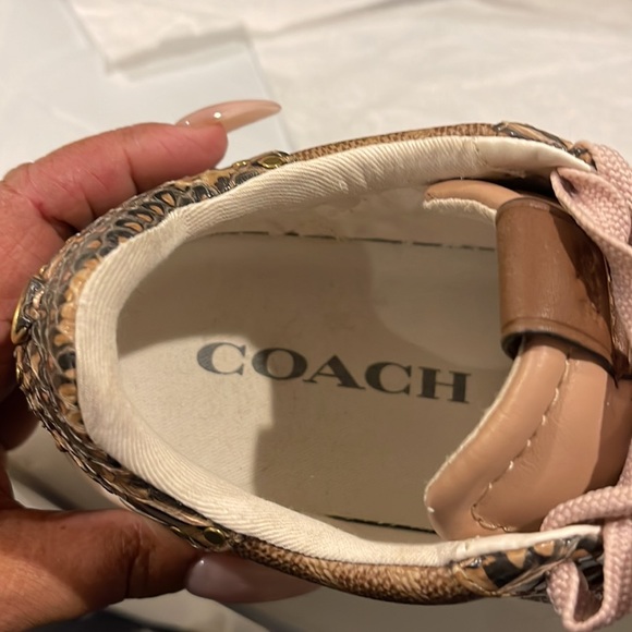 Coach, tan and nude sneakers with snake skin and gold hardware - Picture 5 of 6